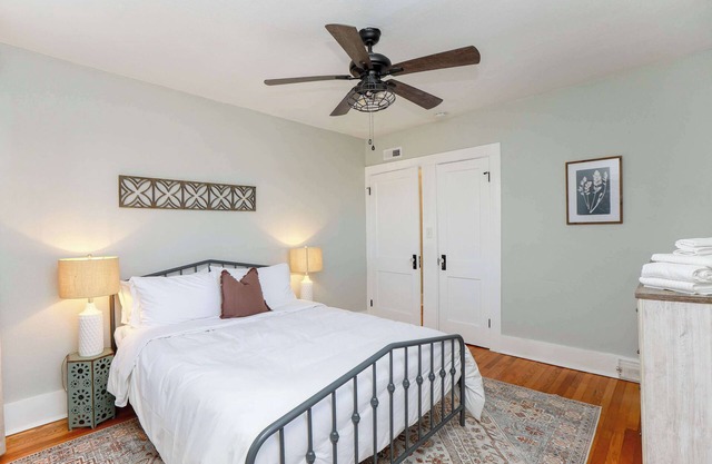 Sojourn at Colley Manor Unit 6 Sleeps 4