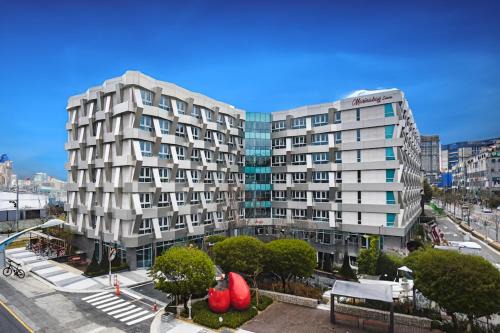 Sokcho Marina Hotel