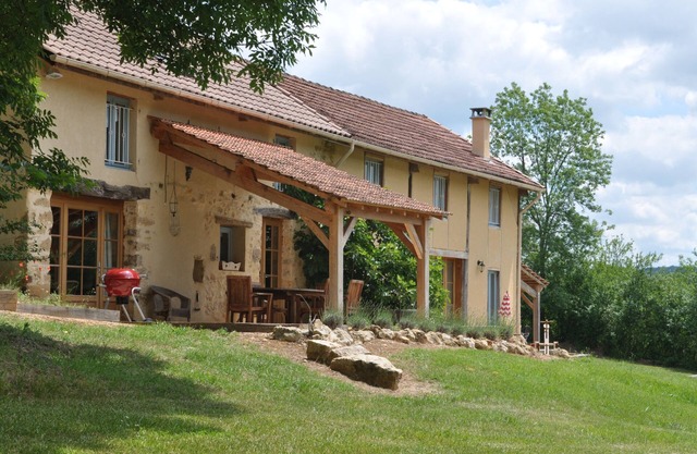 *** Sol du Mazel *** Child Friendly Holidays. Dordogne. DISCOUNTS available!
