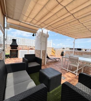 Sol y Luna con terraza y barbacoa