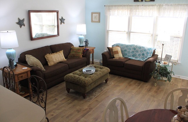 Sea Trail Resort - Playa 1 milla, en campo de golf, planta baja, ropa de cama proporcionada