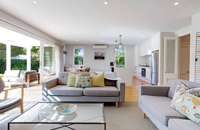 Solara Executive Villa with Air-Con and Backyard