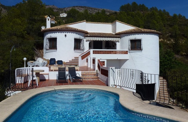 Villa con piscina privada y vistas espectaculares de las montañas