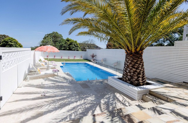 SOLARA Luxury Beach House Retreat
