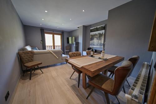 Soldeu Gall de Bosc Luxury Apartment apt Bon aire HUT1-7893