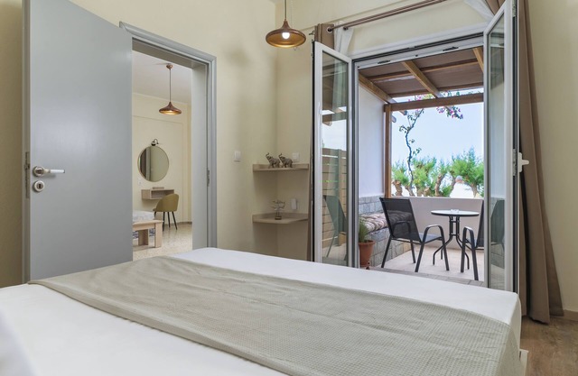 SOLE e MARE #A1 Beachfront Apartment – Just 10 Meters from the Sea!