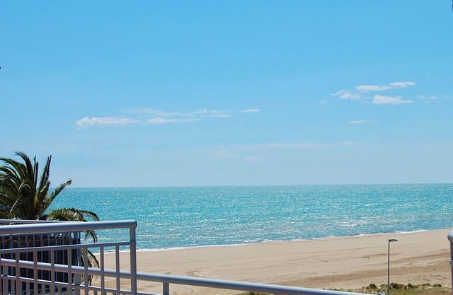 SOLIAIR BEACHFRONT CASTELLDEFELS