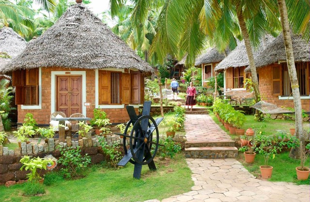 Soma Manaltheeram Ayurveda BeachVillage