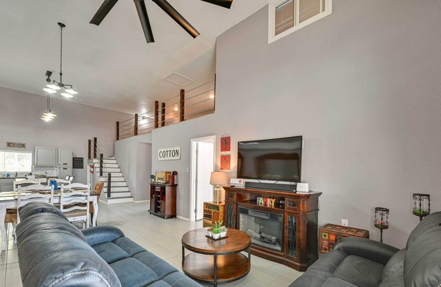 Somerton Home with Fireplaces - Near Casino!