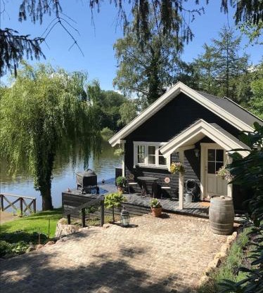 Sommerhus i idylliske omgivelser