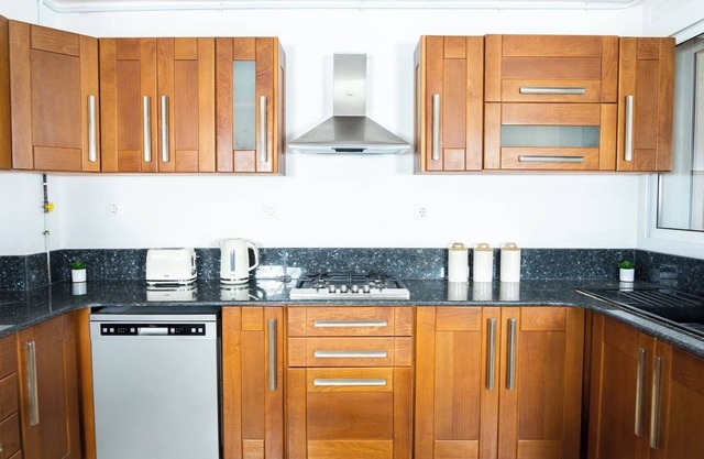 Somptueux Appartement à Bir Mourad Raïs
