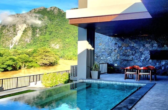 Song View Pool Villa