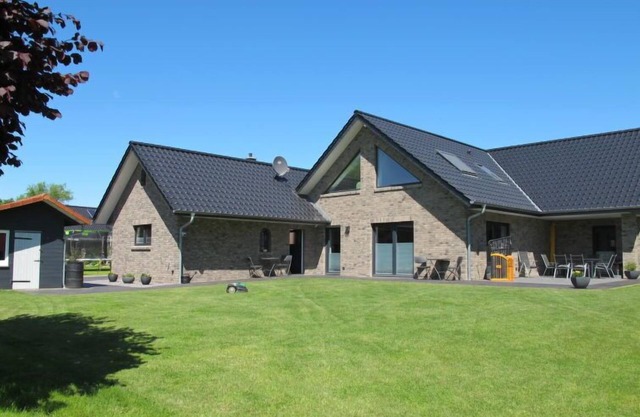 Sonnenschein by Interhome