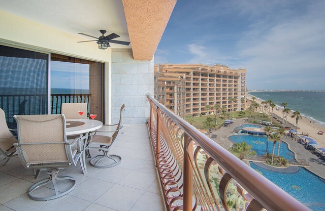 SW 603 Lovely 2 Bedroom 2 Bathroom Upper Level unit en Sonoran Sun