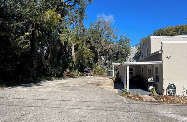 Soothing 4-bedroom house with AC in charming Sanford