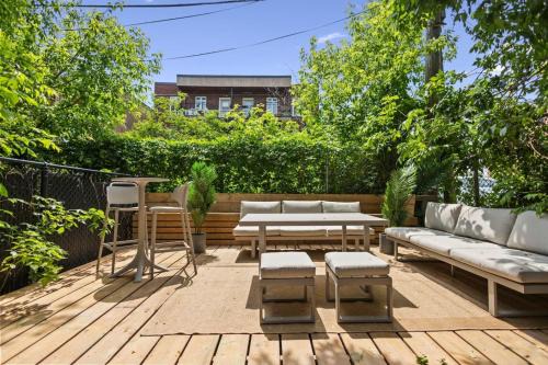 Sophisticated 3BR with Outdoor Retreat