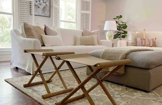 Sophisticated and Luxurious Details- Sleeps 18!