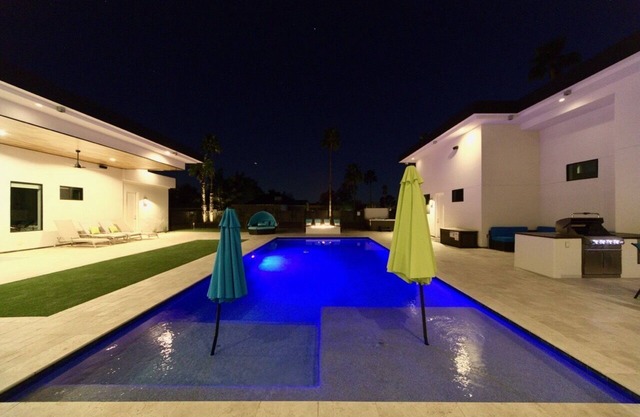 Sophisticated Scottsdale Sanctuary Heated Pool/Spa, Golf, Private & Luxurious!