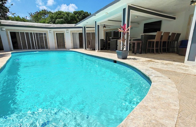 Sosua 6BR Dream Villa + Free Bonus