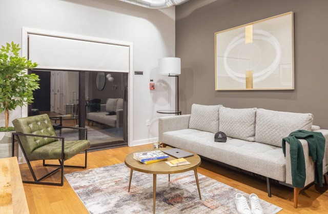 Sosuite 1BR Apt w W/d, Shared Roofdeck