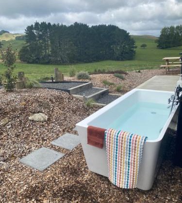Soul Shack, with outdoor bath