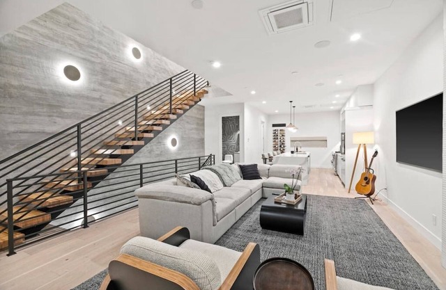 Soulshine Penthouse w/ Exclusive Resort Access!