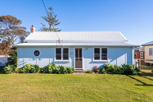South Cantina, Currarong