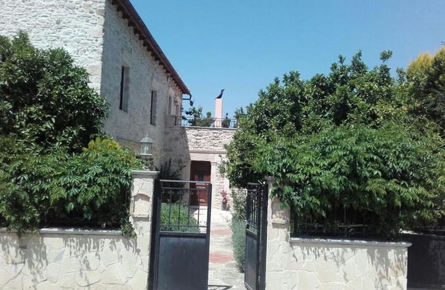 Traditional House - Villa Maria