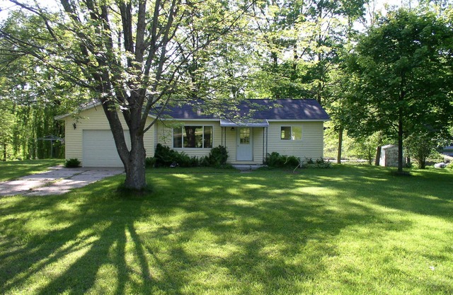 Sur Dease Lake - Cottage