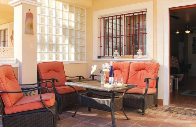 Apartamento orientado al sur con gran terraza.