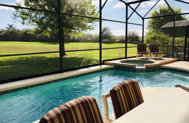 PISCINA / SPA SUR - TODO EL DÍA SOL - BARBACOA GRATUITA / WIFI / LLAMADAS - SALA DE JUEGOS