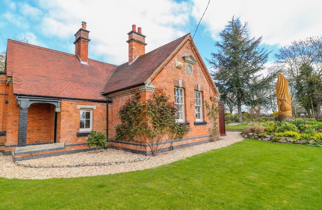 South Lodge - Longford Hall Farm Holiday Cottages, ceniza