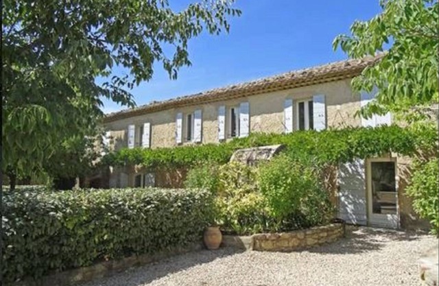 South Luberon, T1 ** en Mas encantador, 2 personas. Ideal para excursionistas.