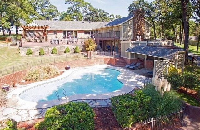 South Tulsa Private Gated Oasis
