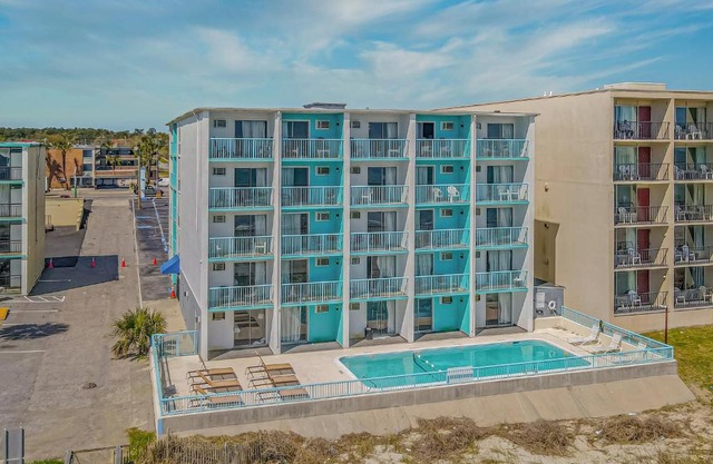 Southern Breeze Ocean Front Hotel