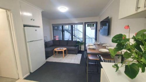Southern Cross Apartment 1