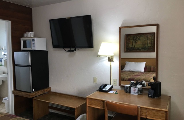 Southsider Motel