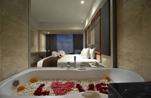 Sovereign Bali Hotel