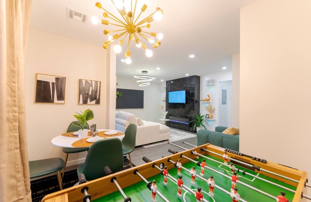 Sovereign Cottage-Parking , Self Check-in & Wifi