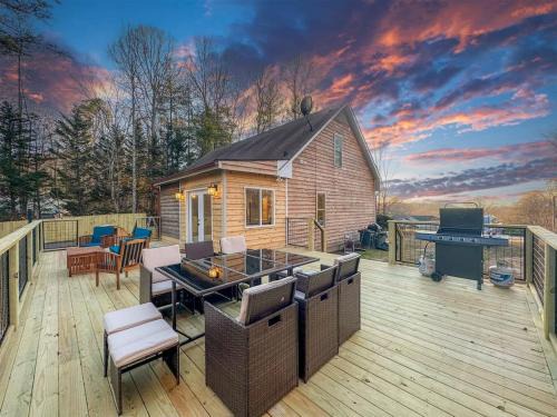 Spa Lodge Sleeps 9 Sauna Hot Tub Mtn Views
