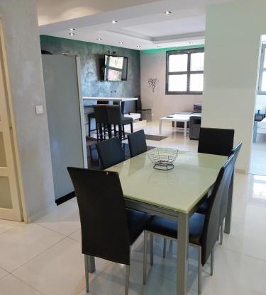 Spacieux appartement moderne