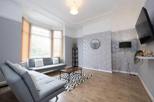 Spacious 1 Bed Apartment in Liverpool - Sleeps 6