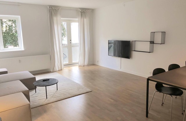Spacious 1-bed in Frederiksberg w/ balcony - 202