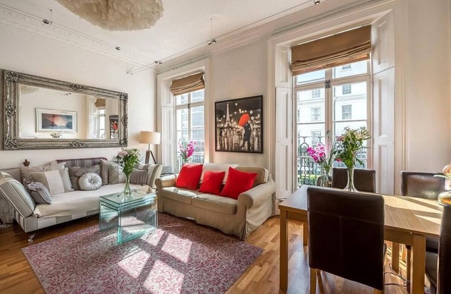 Spacious 2 bed in Pimlico
