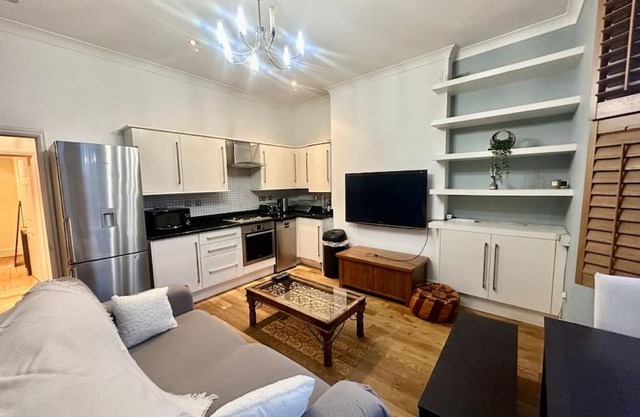 Spacious 2 bedroom apartment