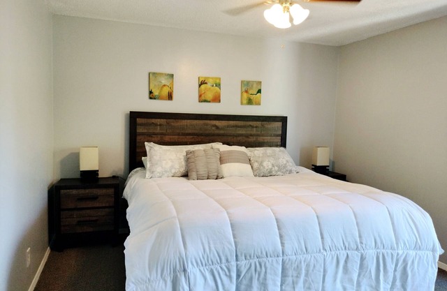 Amplio apartamento de 2 dormitorios cerca de Golf Country Club