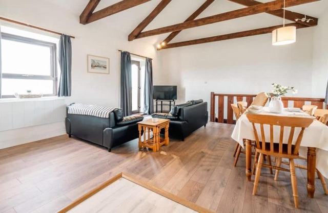 Spacious 2 Bedroom Coastal Cottage nr Bude