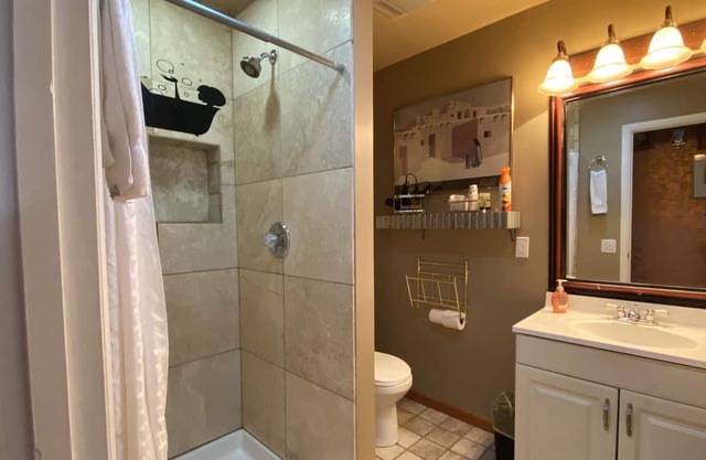 Spacious 2-bedroom Suite in Bed & Breakfast near Grand Canyon