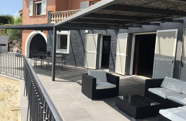 Amplia casa soleada de 210m2 para 10 personas
