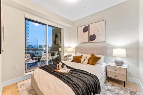 Spacious 2BR Home Steps from Shops and Dining
